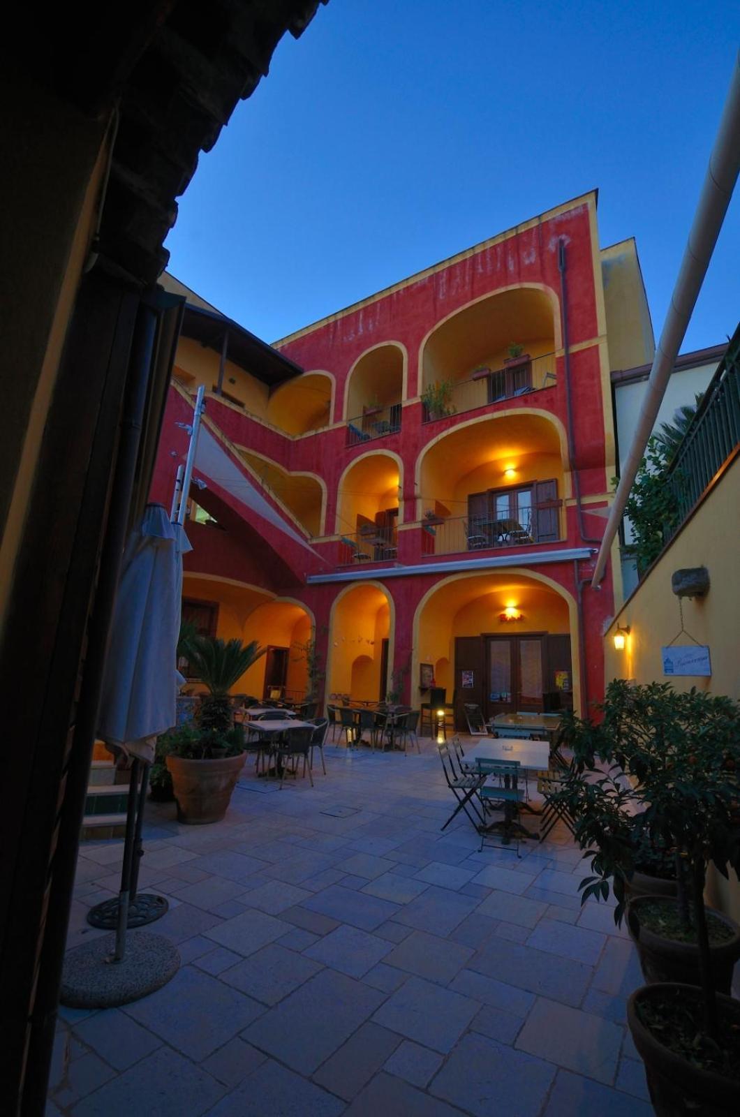 Manouche Osteria B&B San Leucio ภายนอก รูปภาพ