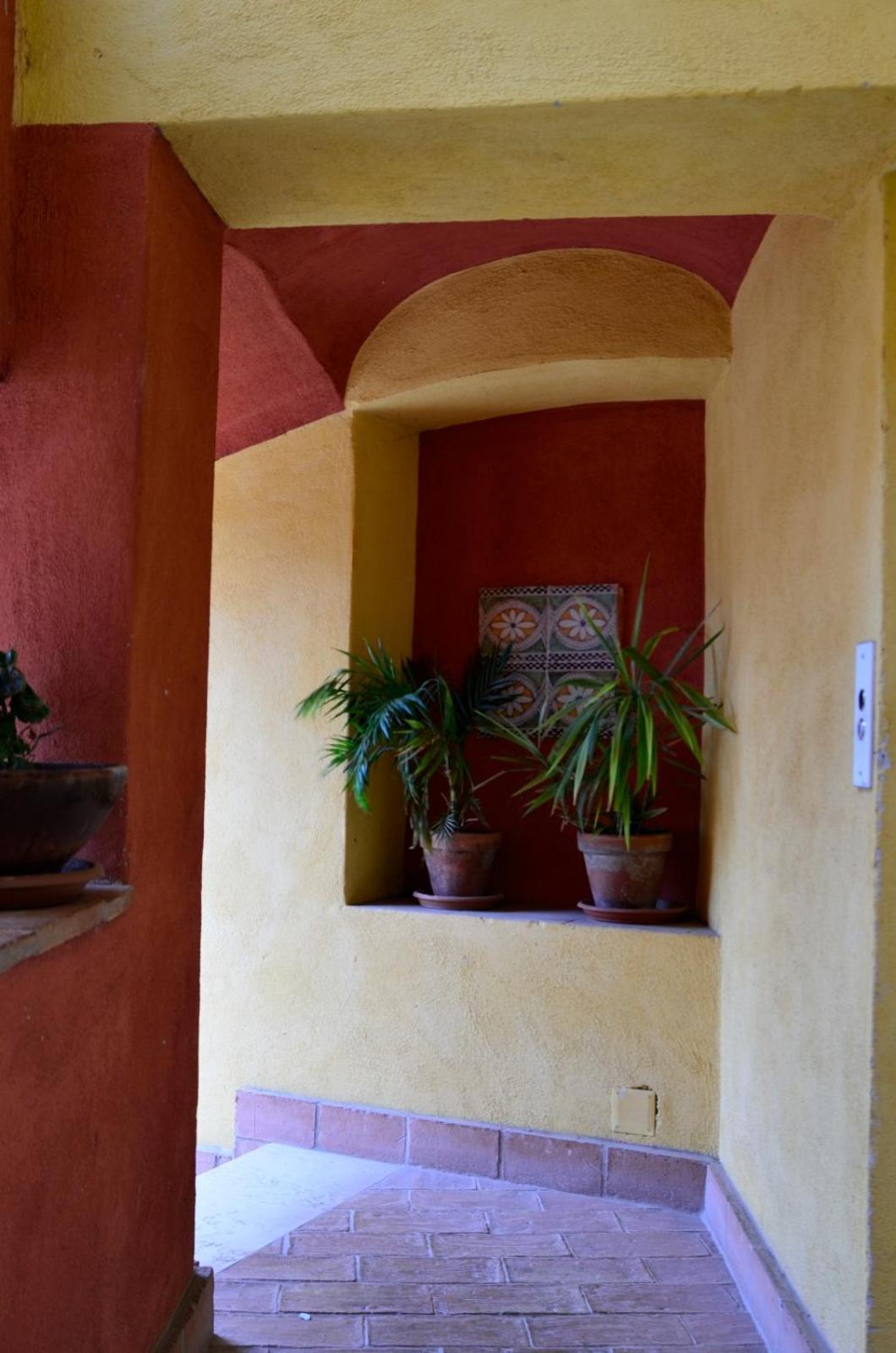 Manouche Osteria B&B San Leucio ภายนอก รูปภาพ